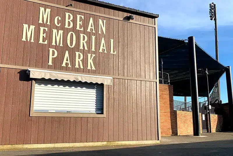 mcbean-memorial-park McBean Memorial Park entrance with shaded sports facility in Lincoln, CA